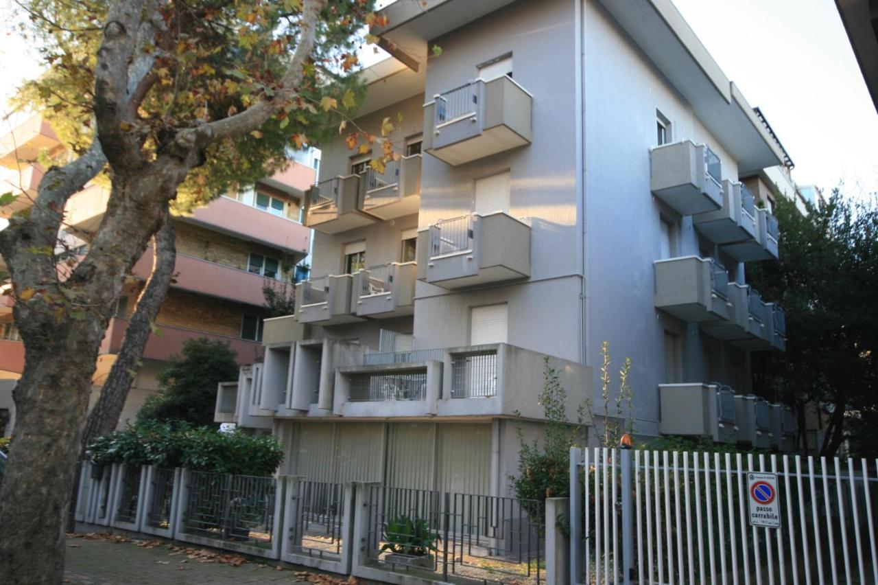 Casa Vacanze Cucciolo Rimini Ngoại thất bức ảnh